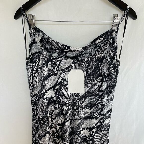 Black and white snake print cowl neck maxi dress - Picture 7 of 11